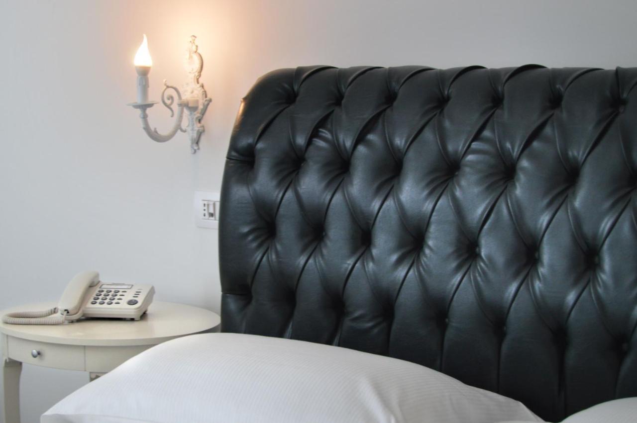 Barbarella Home Наполи Екстериор снимка