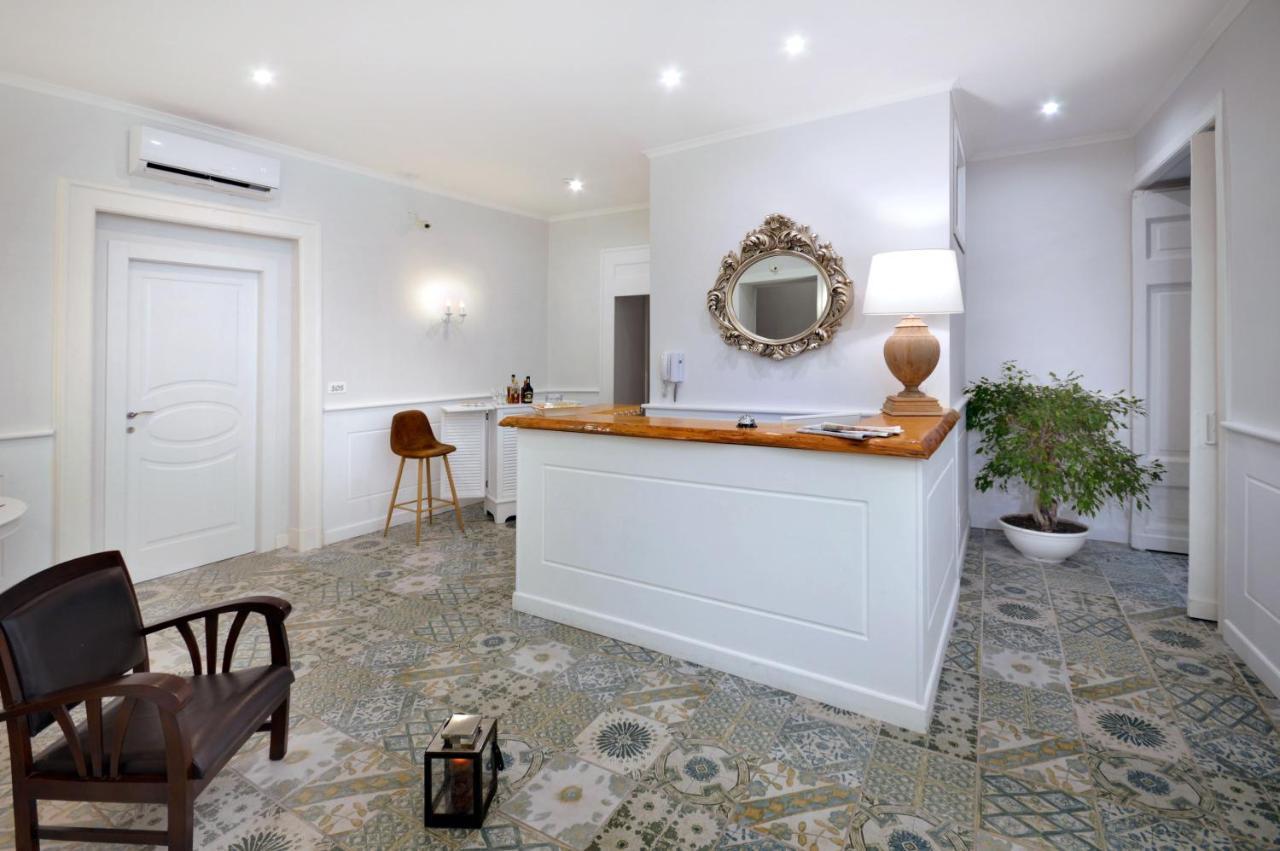 Barbarella Home Наполи Екстериор снимка